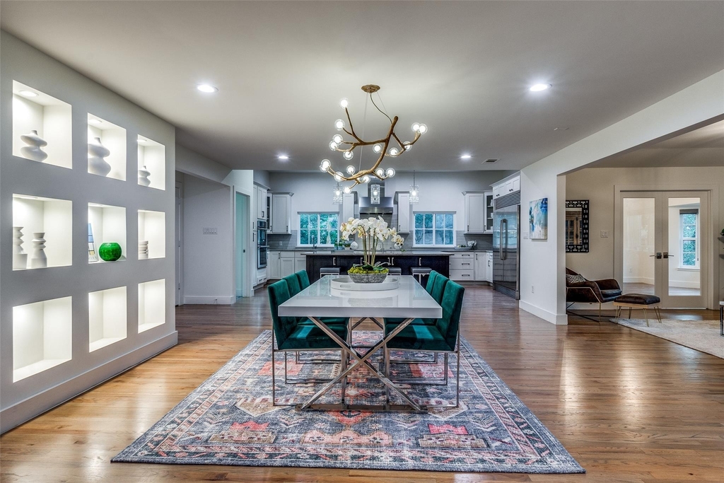 5908 Melshire Drive - Photo 6