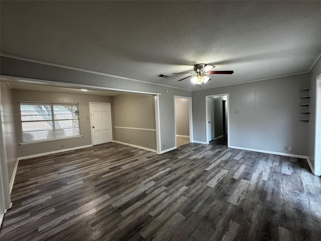 606 N Overlook Drive - Photo 3