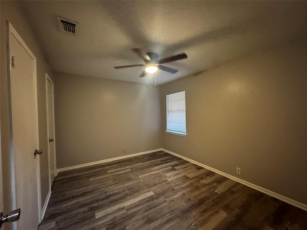 606 N Overlook Drive - Photo 8