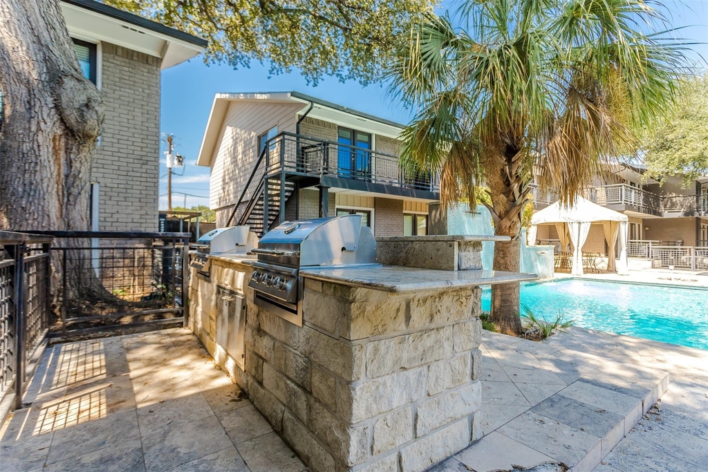 10203 Regal Oaks Drive - Photo 14