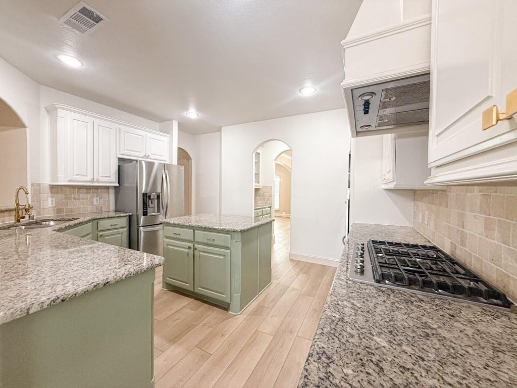 600 Falcon Drive - Photo 9