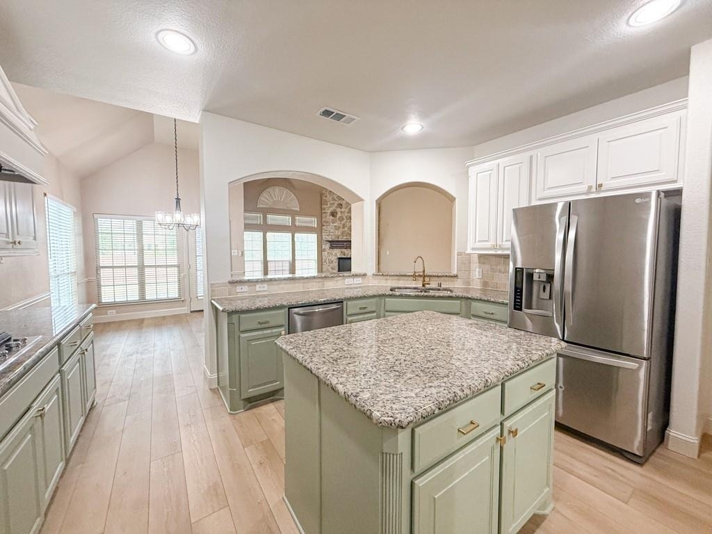 600 Falcon Drive - Photo 11