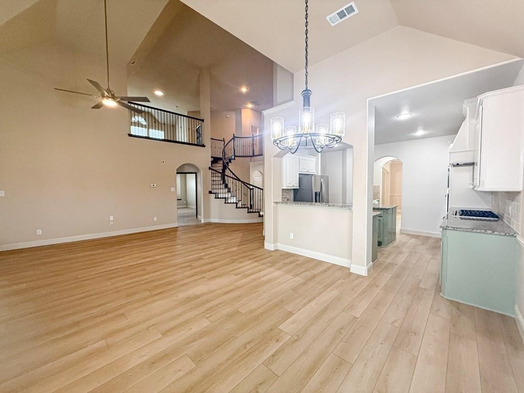 600 Falcon Drive - Photo 7