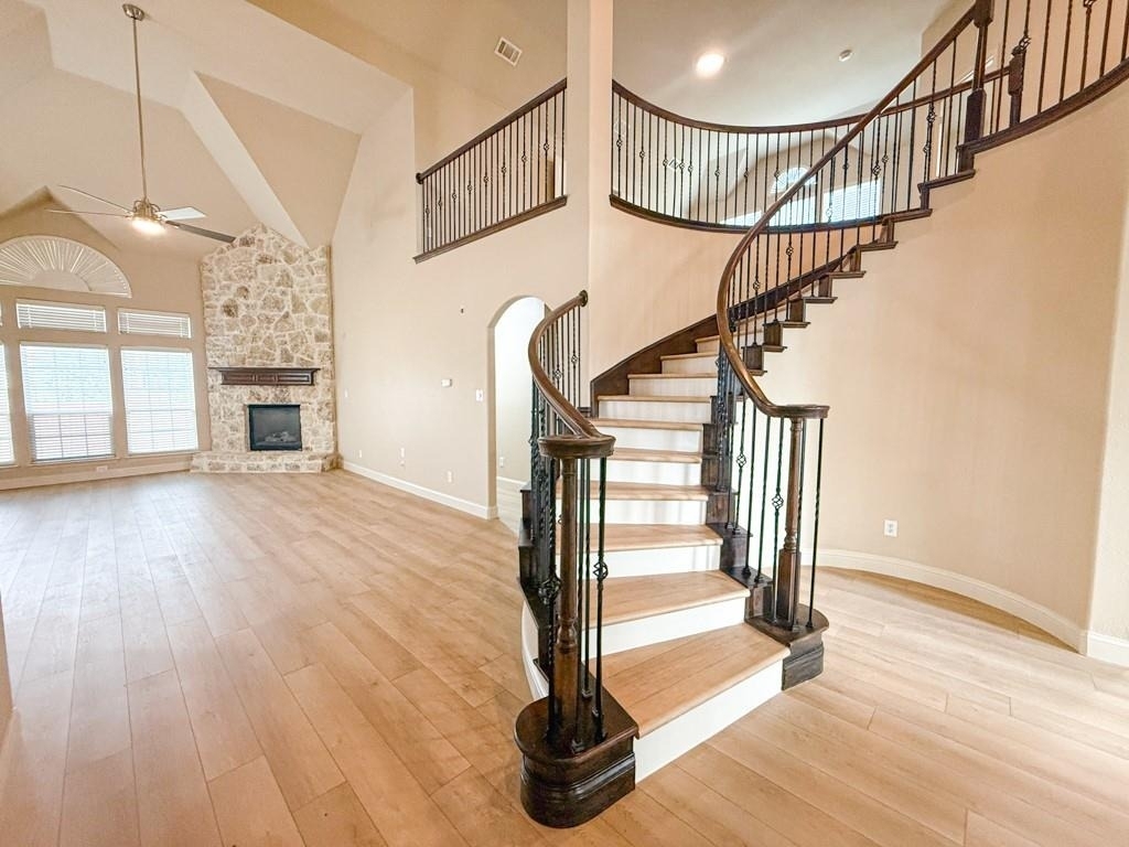 600 Falcon Drive - Photo 1