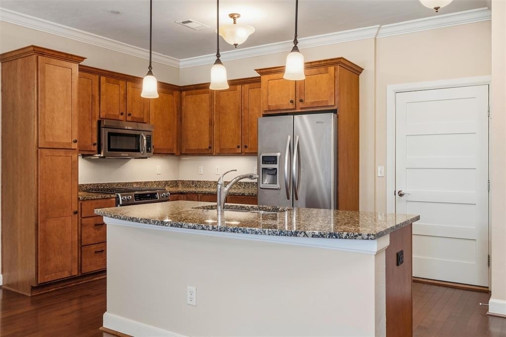 402 Ne 2nd Street - Photo 8
