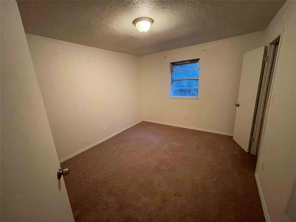 917 Acacia Circle - Photo 11