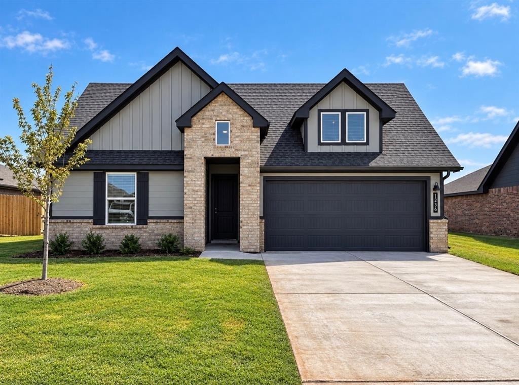 1236 Mahogany Lane - Photo 0