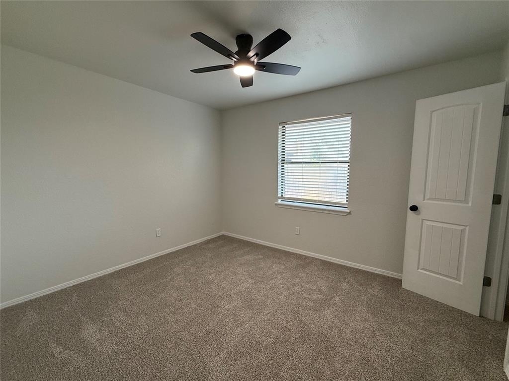 2116 Ne 8th Street - Photo 10