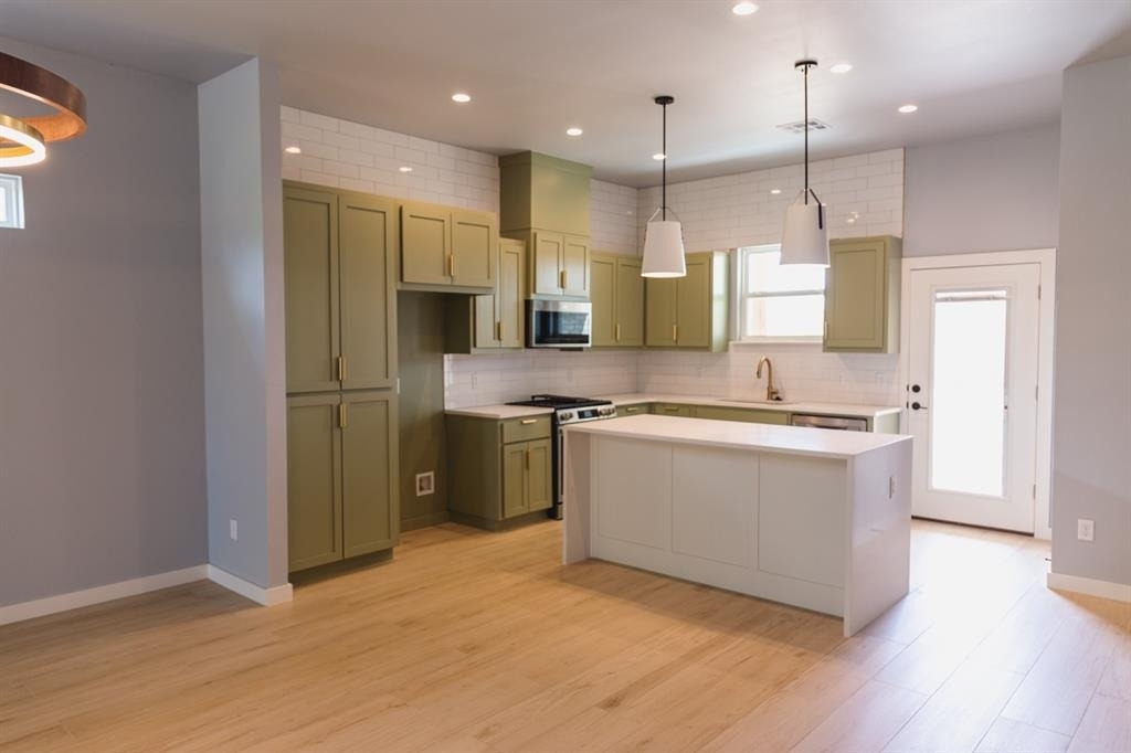 905 S Howard Avenue - Photo 6
