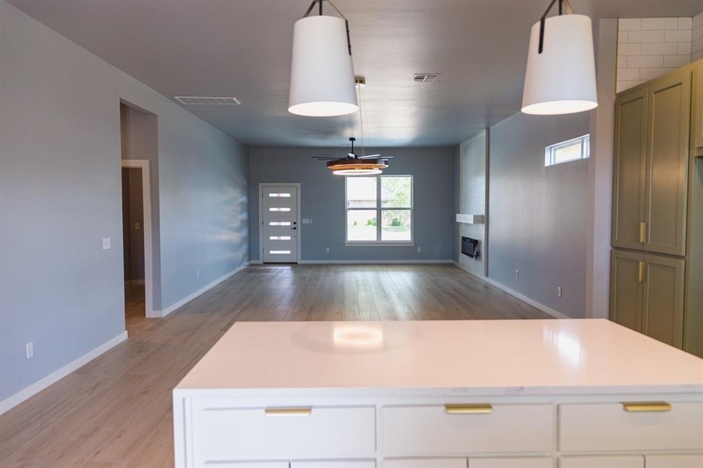 905 S Howard Avenue - Photo 5