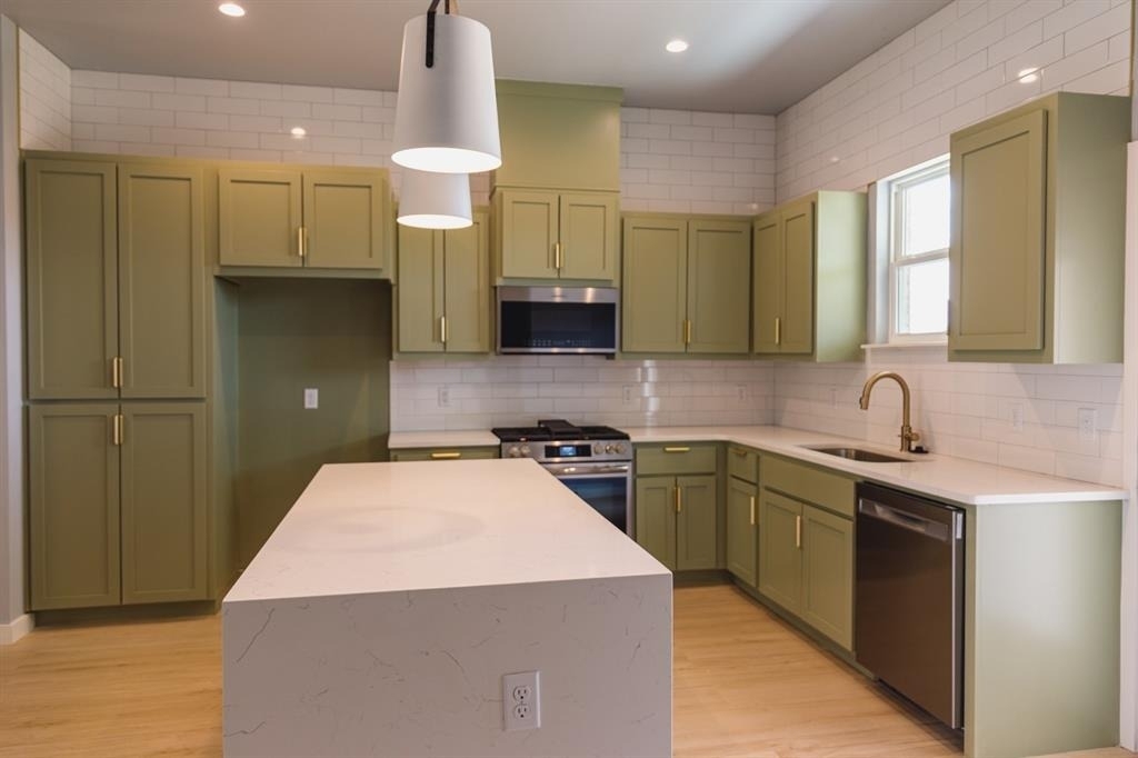 905 S Howard Avenue - Photo 4