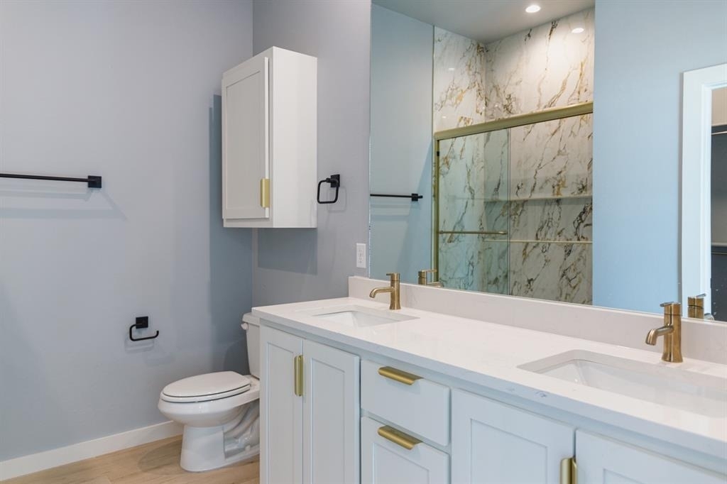 905 S Howard Avenue - Photo 12