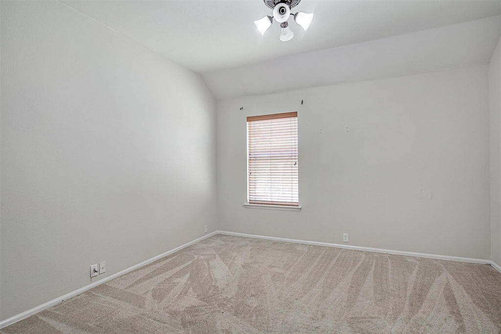 635 Blue Sky Drive - Photo 18