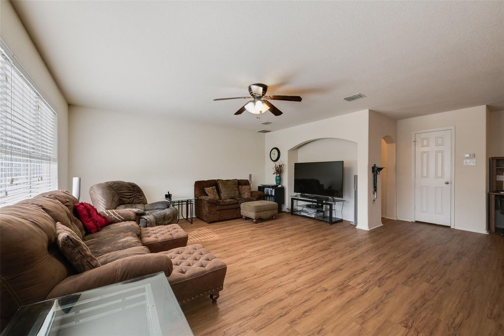 7408 Lazy Spur Boulevard - Photo 2