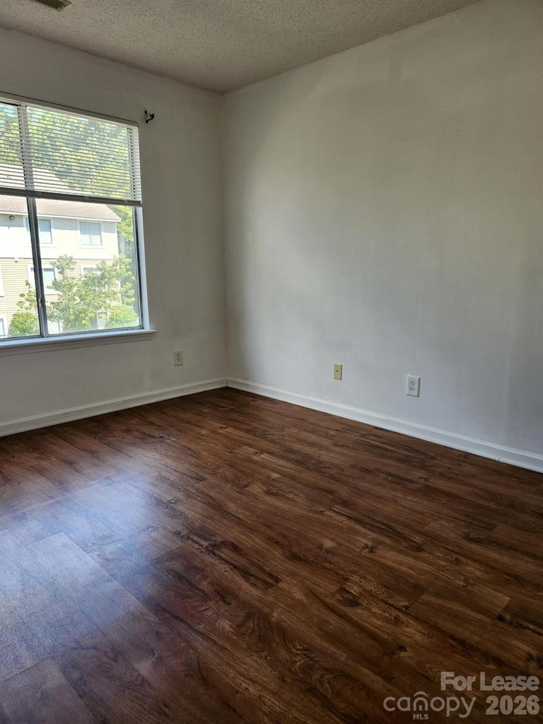 9523 University Terrace Drive - Photo 9