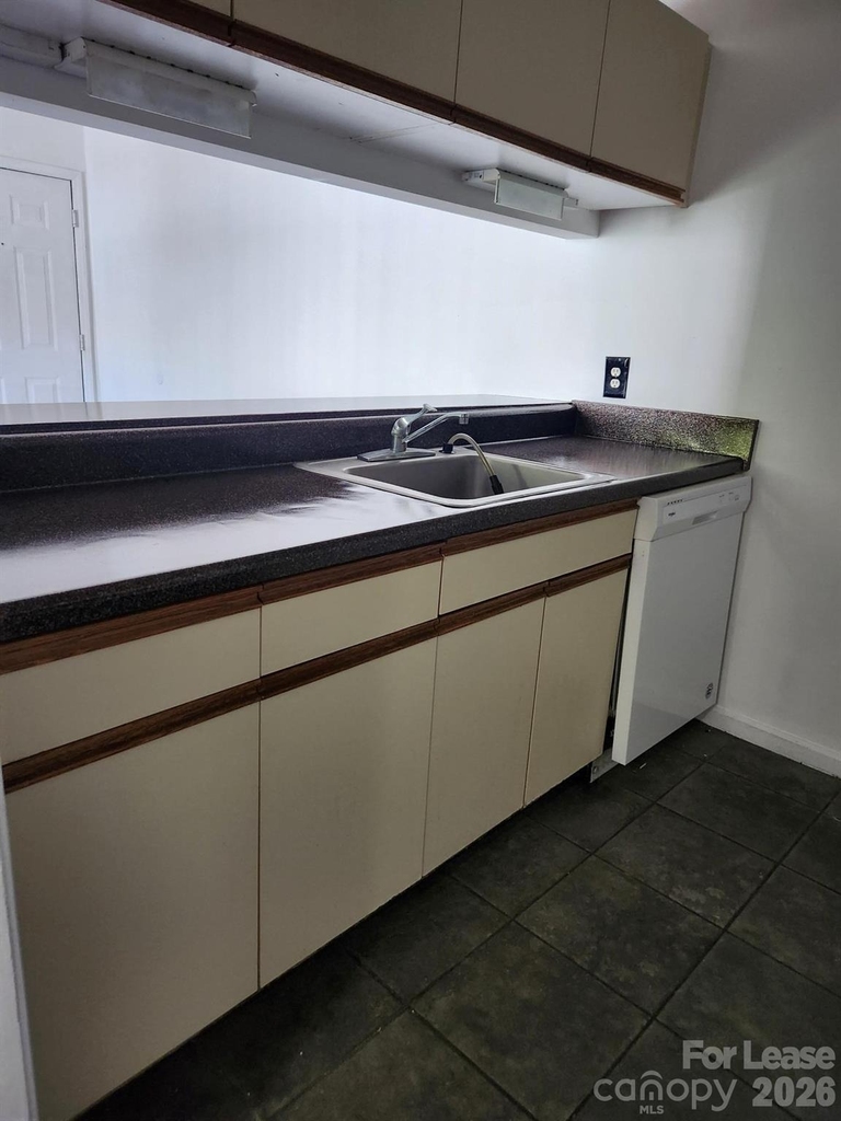 9523 University Terrace Drive - Photo 3