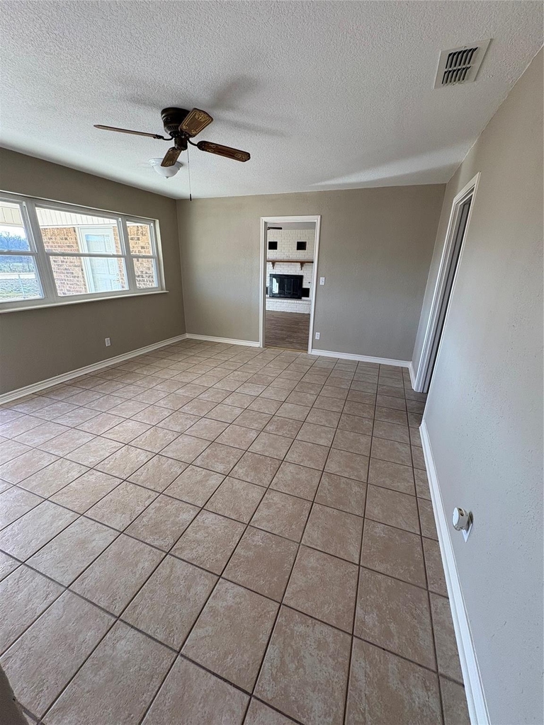 7342 Fm 1810 - Photo 13