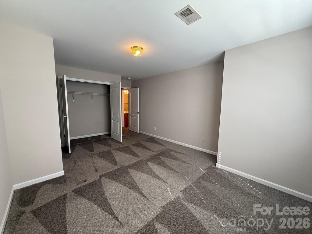 7333 Michaels Landing Drive - Photo 8