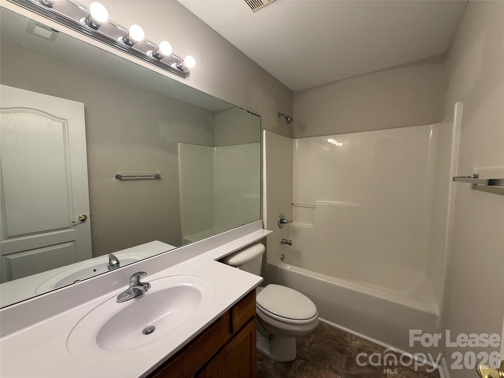 7333 Michaels Landing Drive - Photo 9