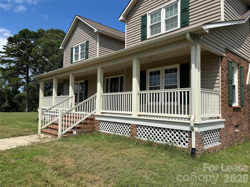 2417 Lynwood Drive - Photo 1