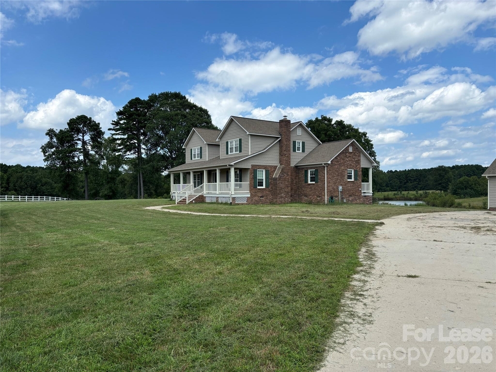 2417 Lynwood Drive - Photo 0