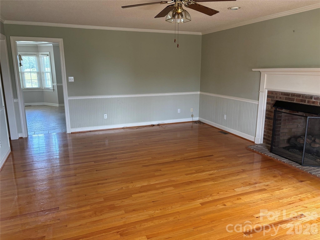 2417 Lynwood Drive - Photo 29