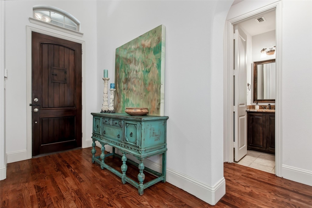 846 Deerfield Road - Photo 1