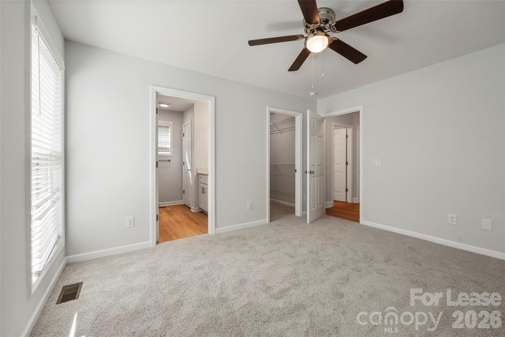 702 Park Avenue - Photo 12