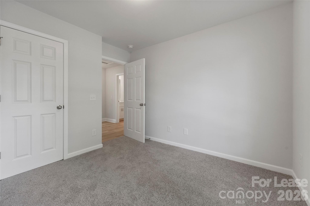 702 Park Avenue - Photo 20