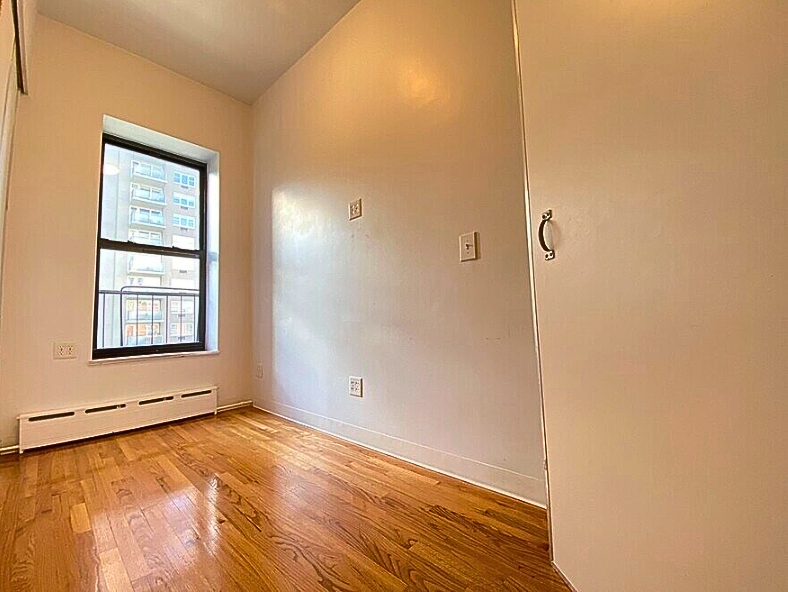14 St Marks Place - Photo 0