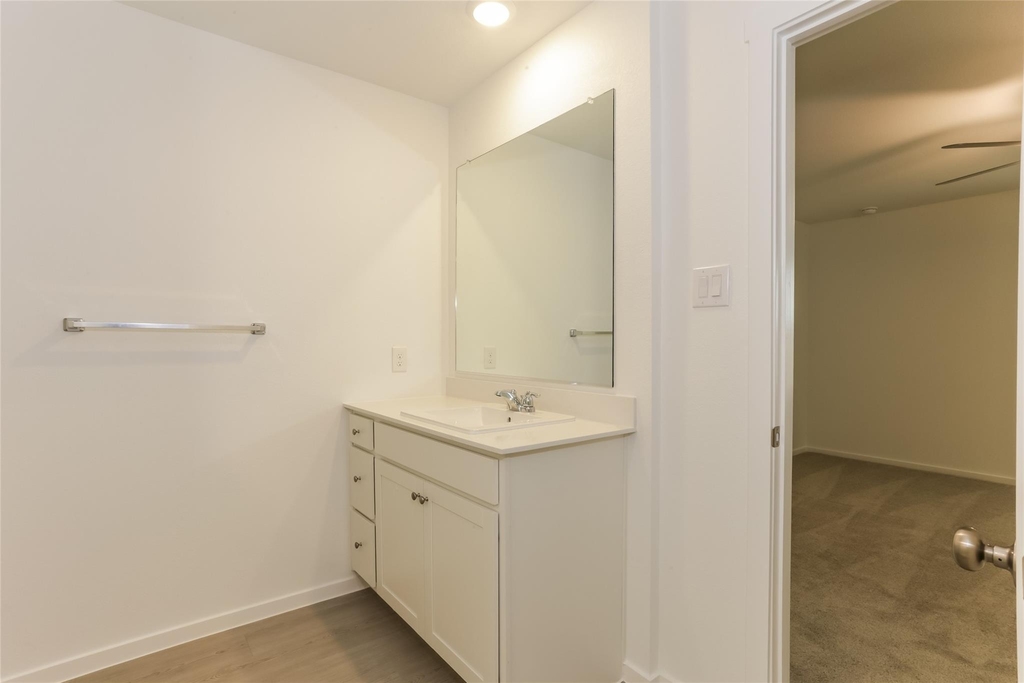 15213 Rangeland Road - Photo 8