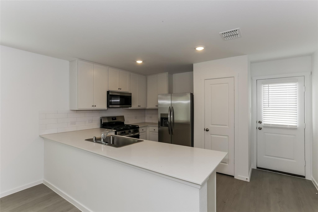 15213 Rangeland Road - Photo 3