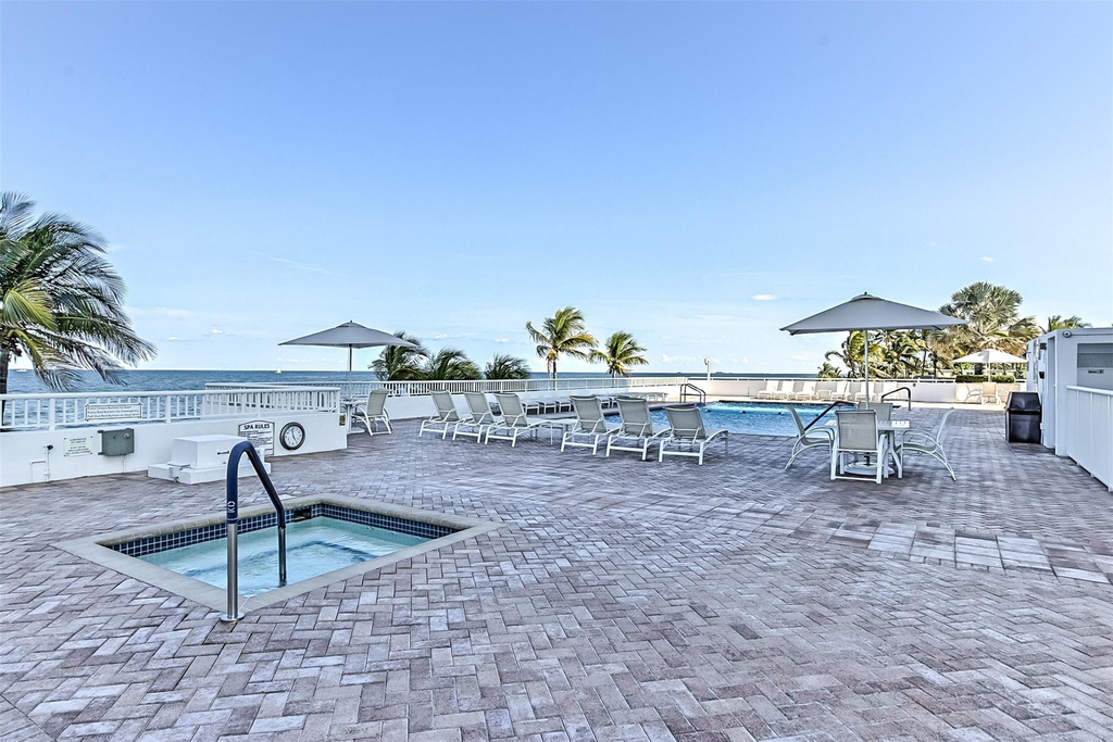 1370 S Ocean Boulevard - Photo 30