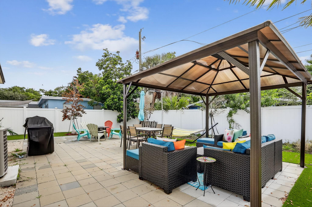 108 Se 11th Avenue - Photo 38
