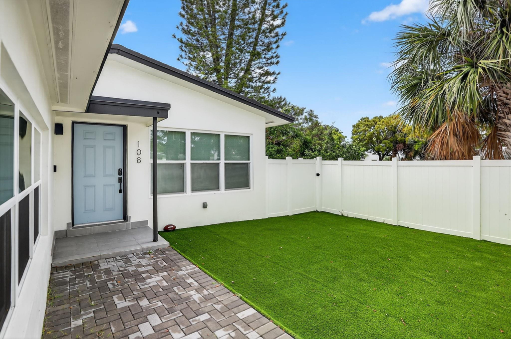 108 Se 11th Avenue - Photo 31