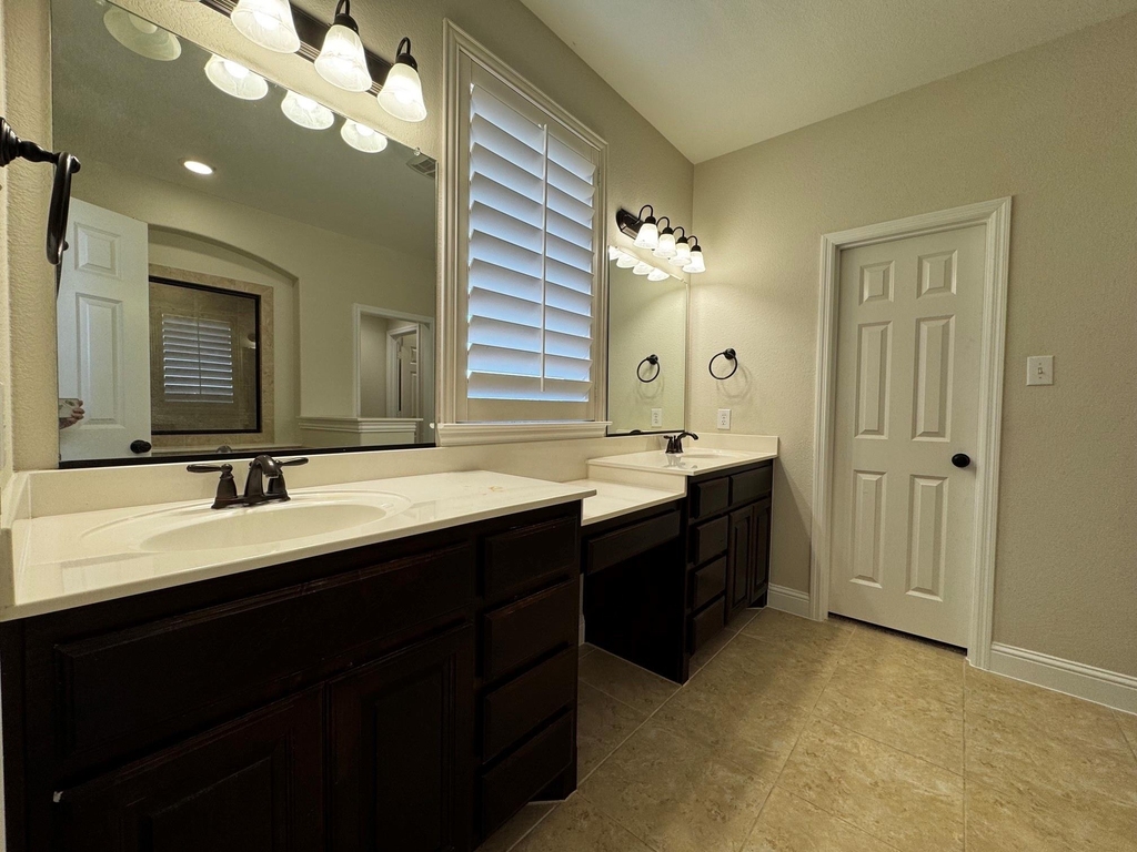 1481 Kirkwood Lane - Photo 6