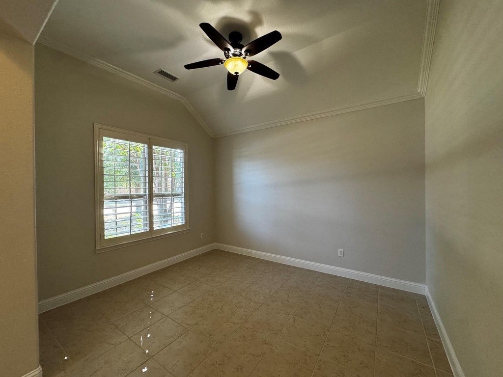 1481 Kirkwood Lane - Photo 2