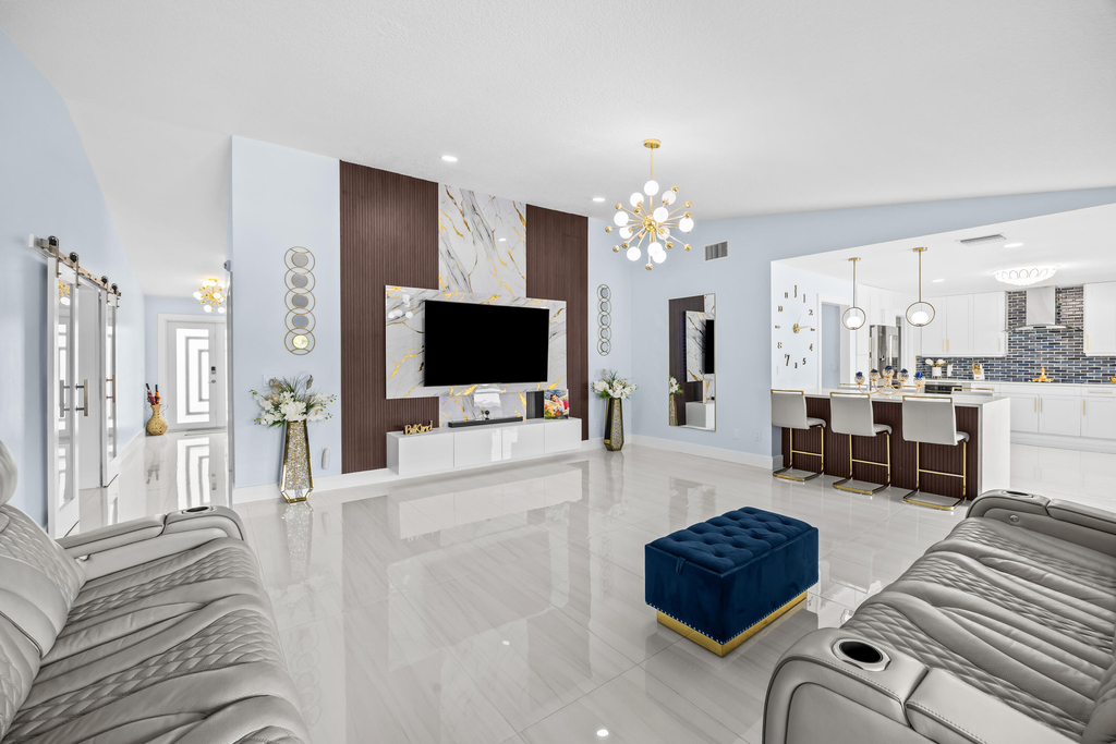 1821 Carissa Road - Photo 3