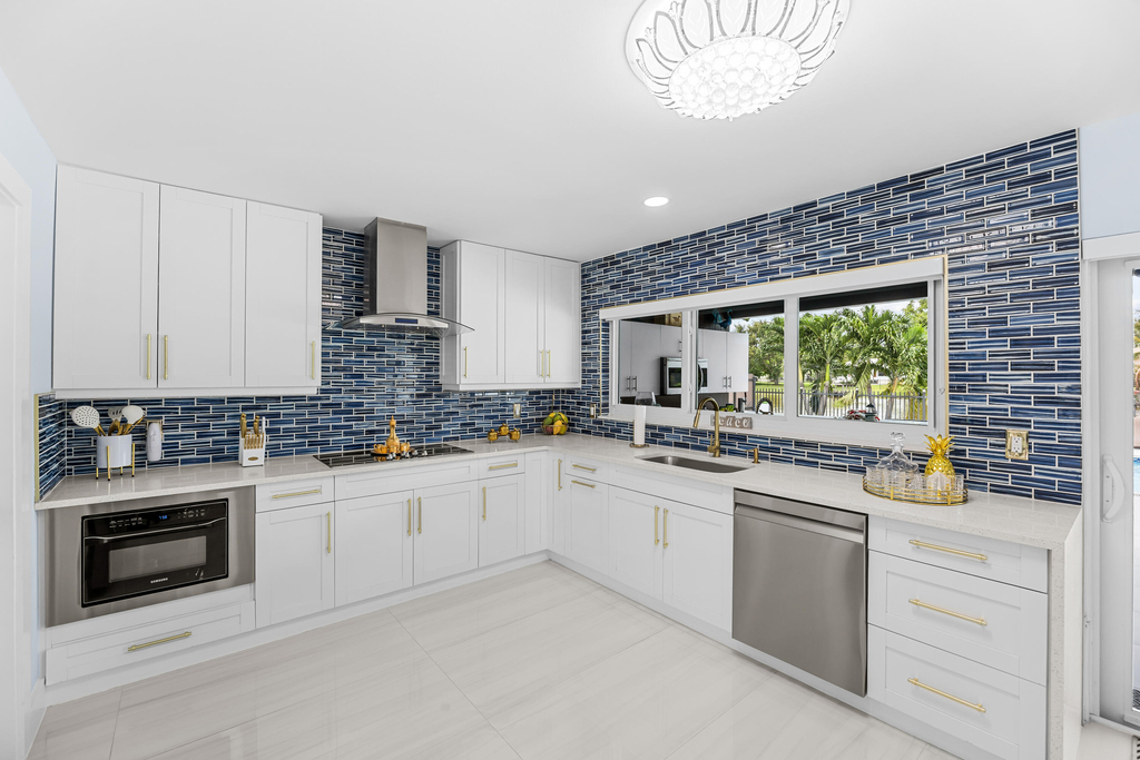 1821 Carissa Road - Photo 16