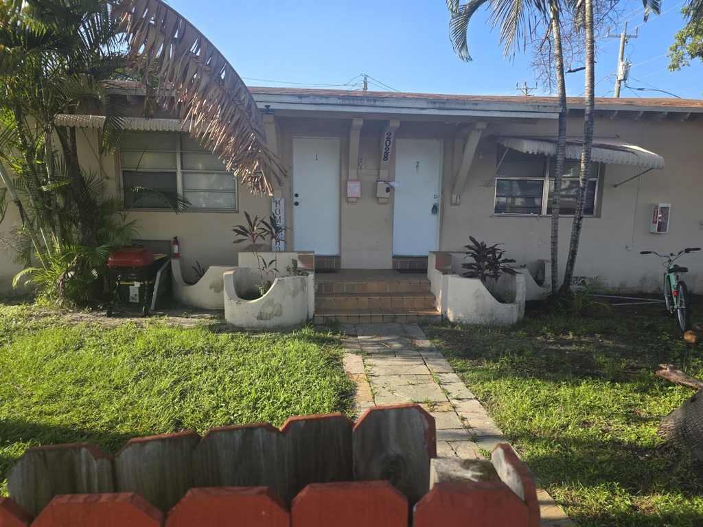 2028 Funston Street - Photo 3