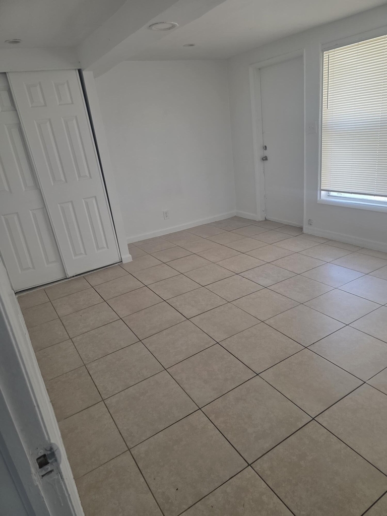 2028 Funston Street - Photo 2