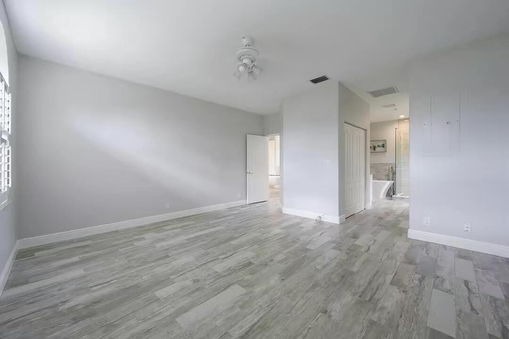 13383 Temple Boulevard - Photo 7
