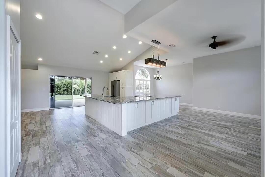 13383 Temple Boulevard - Photo 4