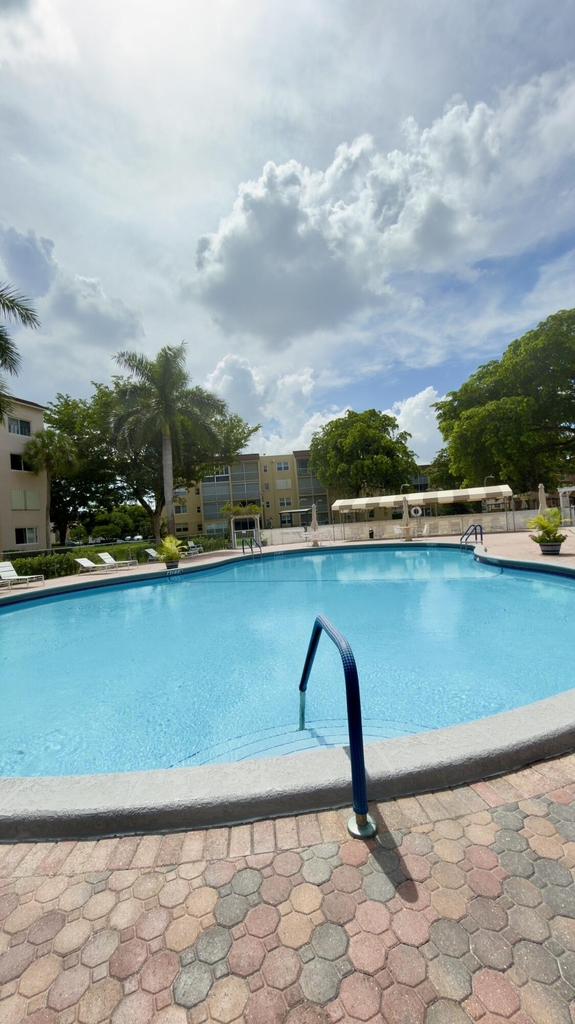 2801 Somerset Drive - Photo 51