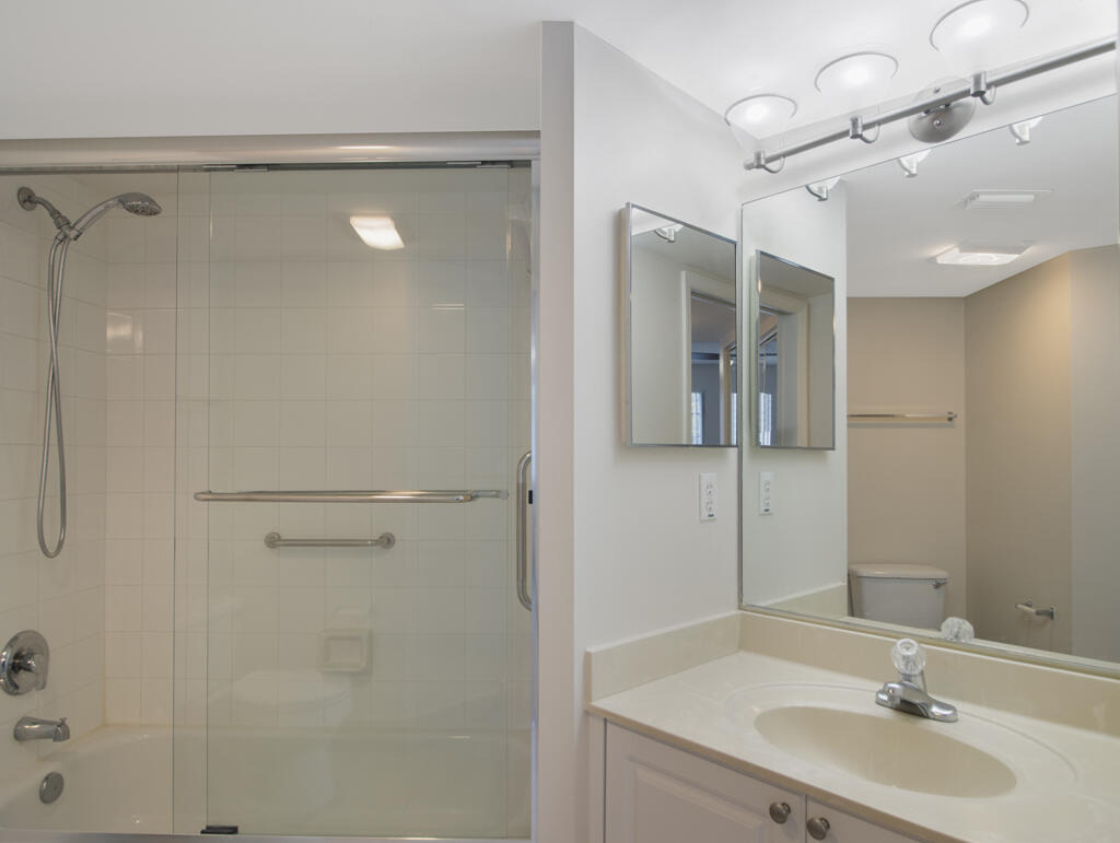 500 Crestwood Court N - Photo 9
