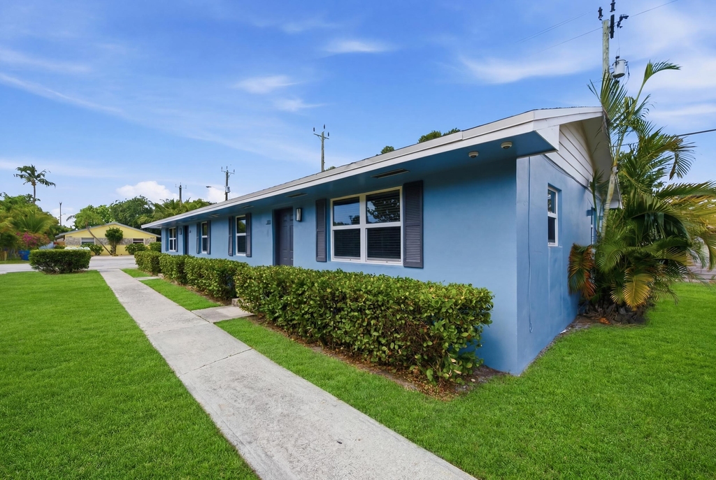 351 Wickline Boulevard - Photo 5