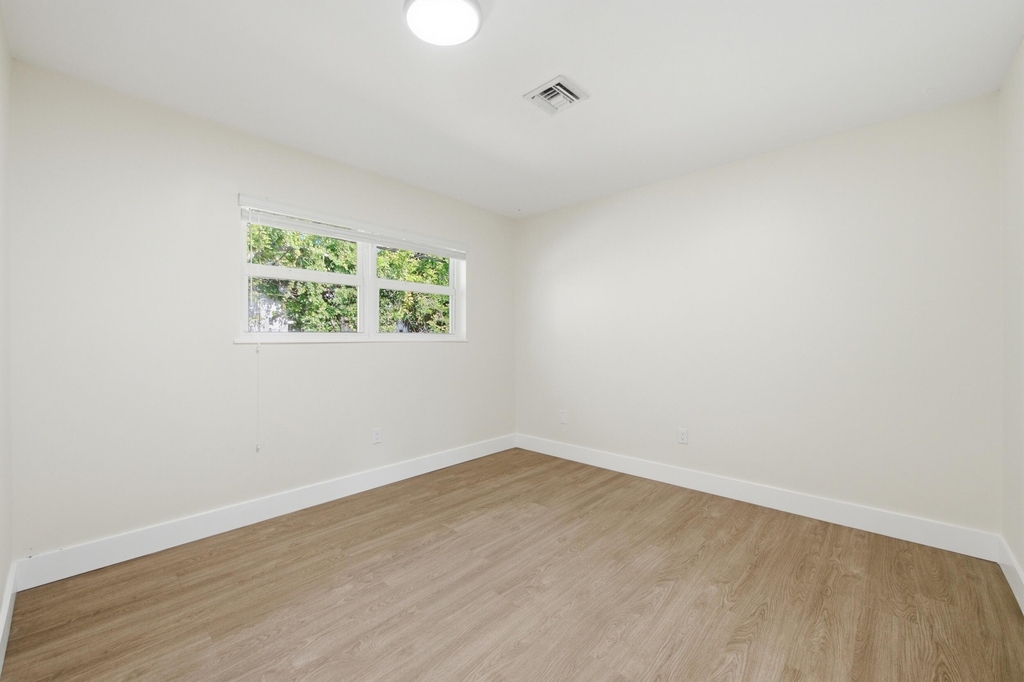 351 Wickline Boulevard - Photo 17