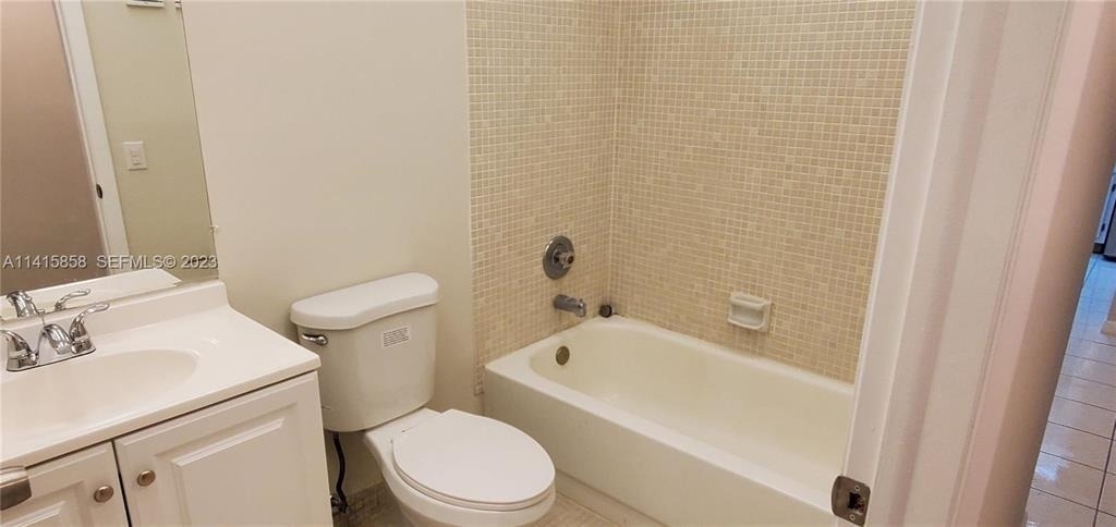 9706 S Belfort Circle - Photo 10