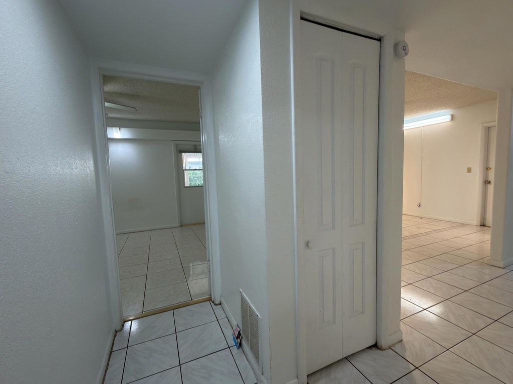636 Nw 13th Street - Photo 5