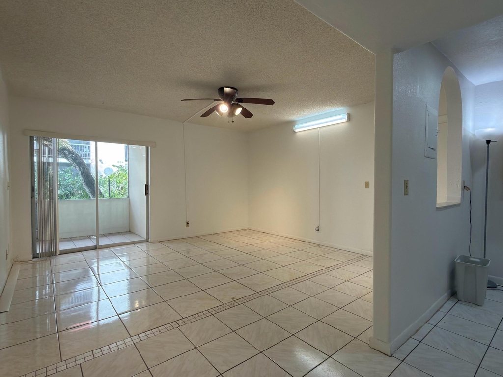 636 Nw 13th Street - Photo 2